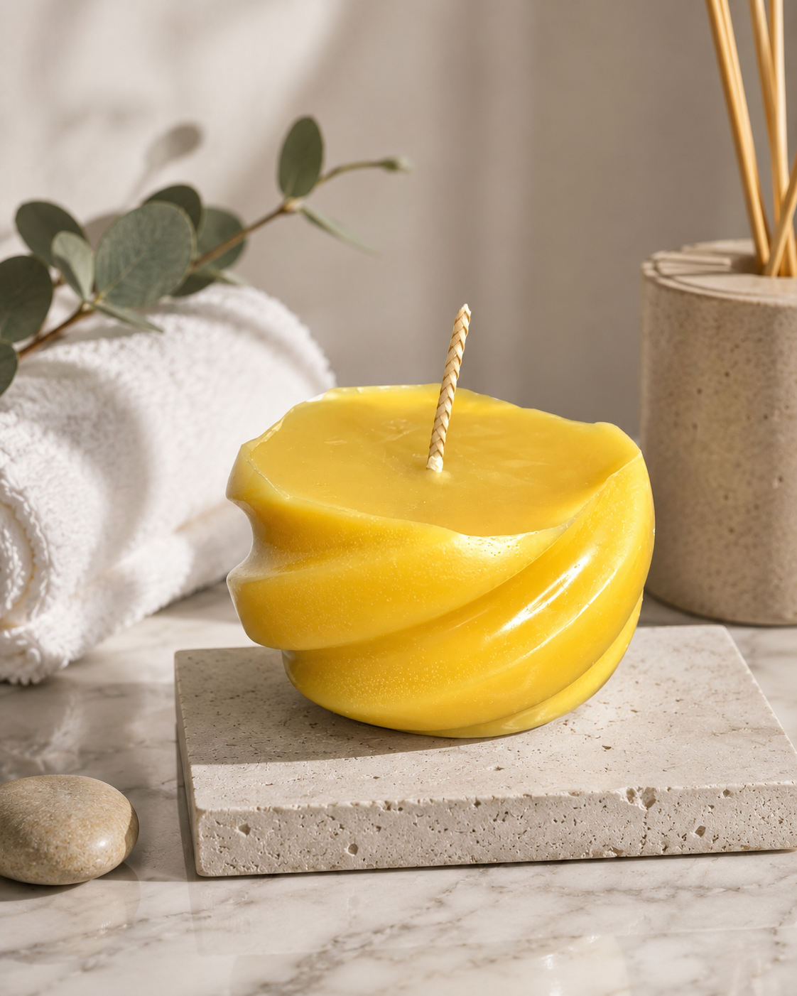 Kumquat Swirl candle