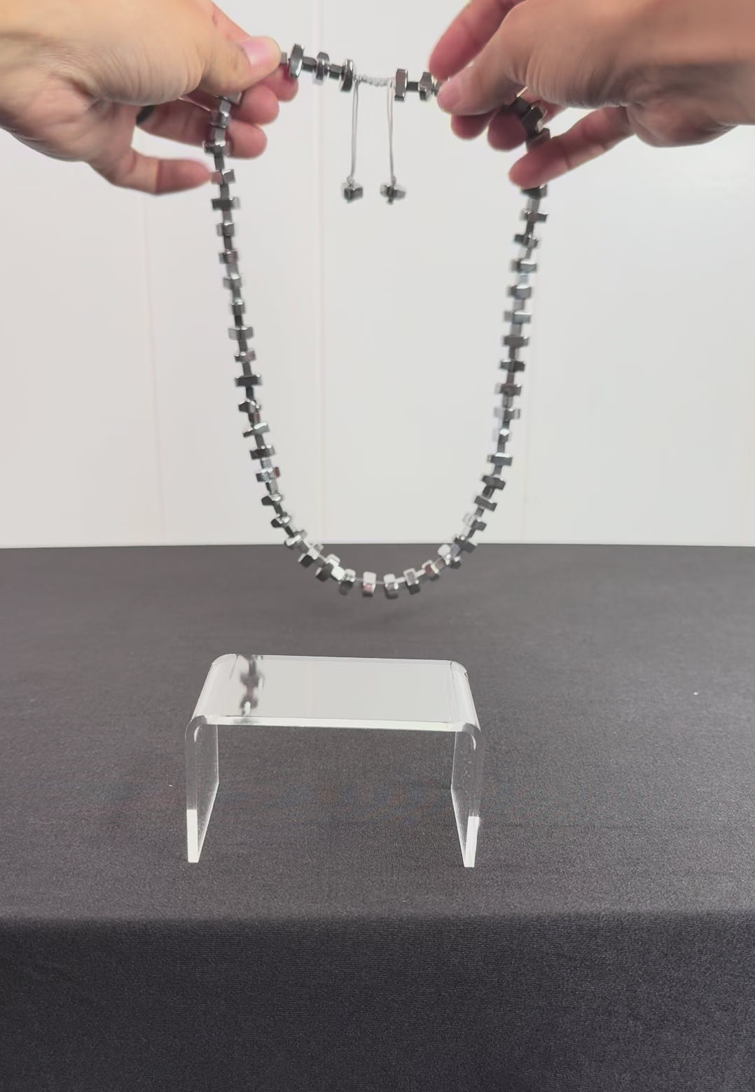 Hematite macrame necklace